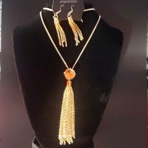 48" Paparazzi gold colored chain with Jewel.